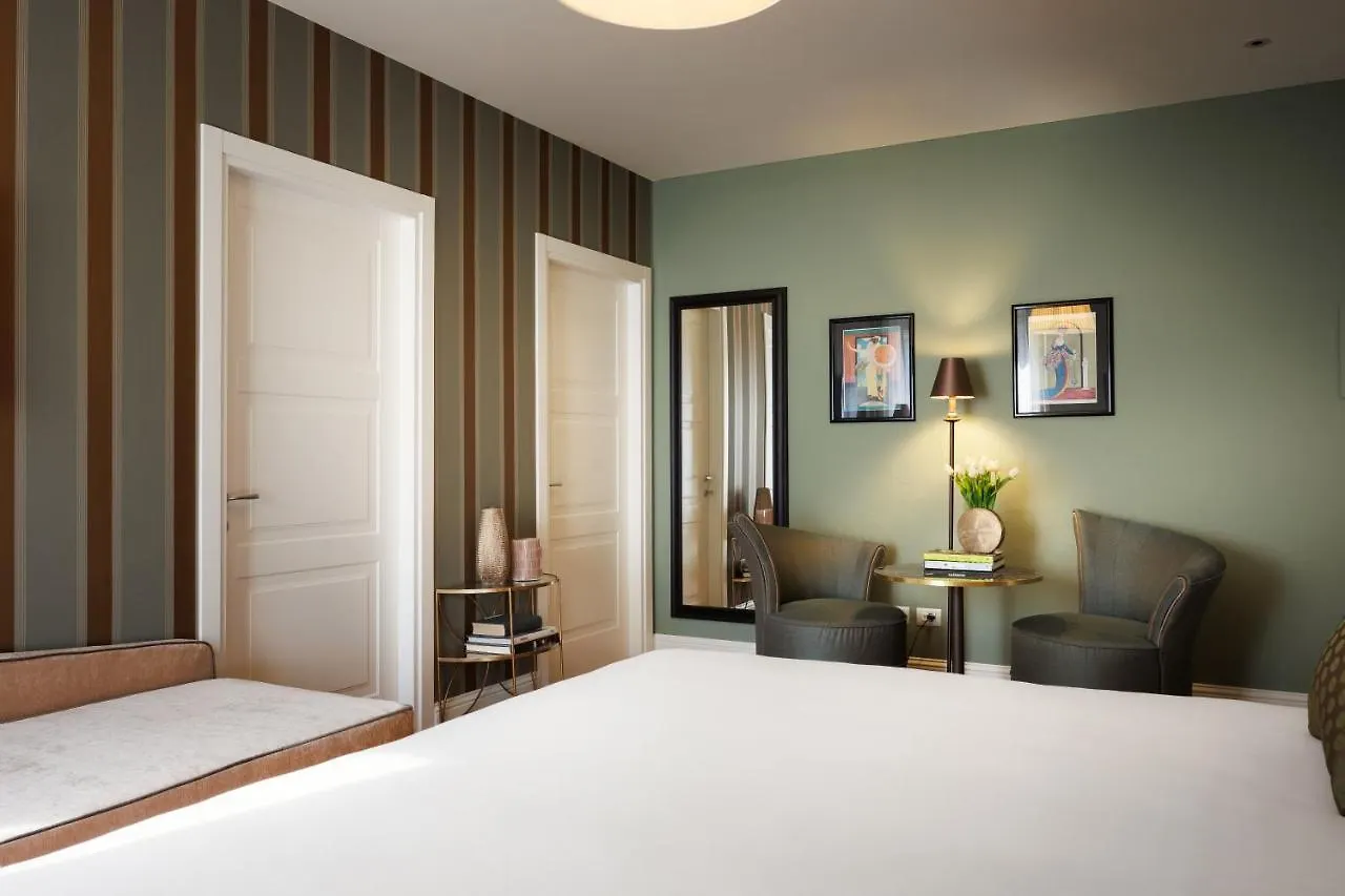 Bed & Breakfast Maison Santa Croce Florence